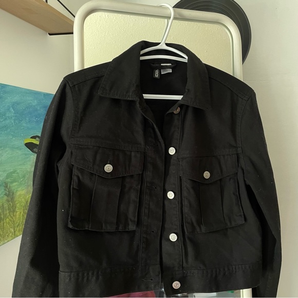 Black Cropped Jacket - Picture 3 of 6